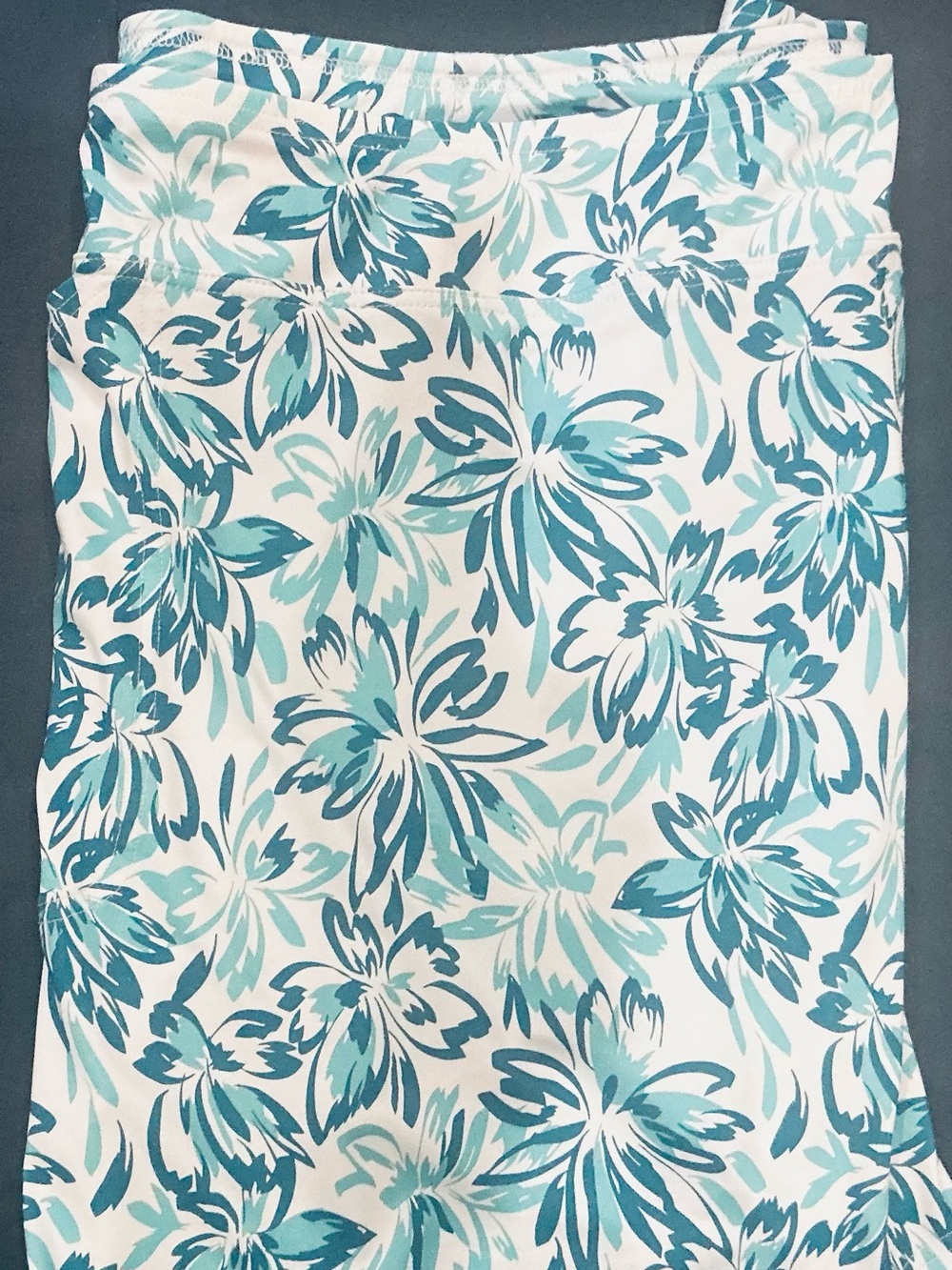 Jofit Mina 17” White and teal skort